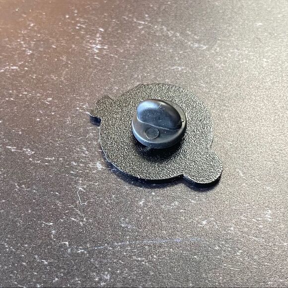 Alien Need To Get Home Enamel Pin/ Brooch Lapel - Picture 4 of 6